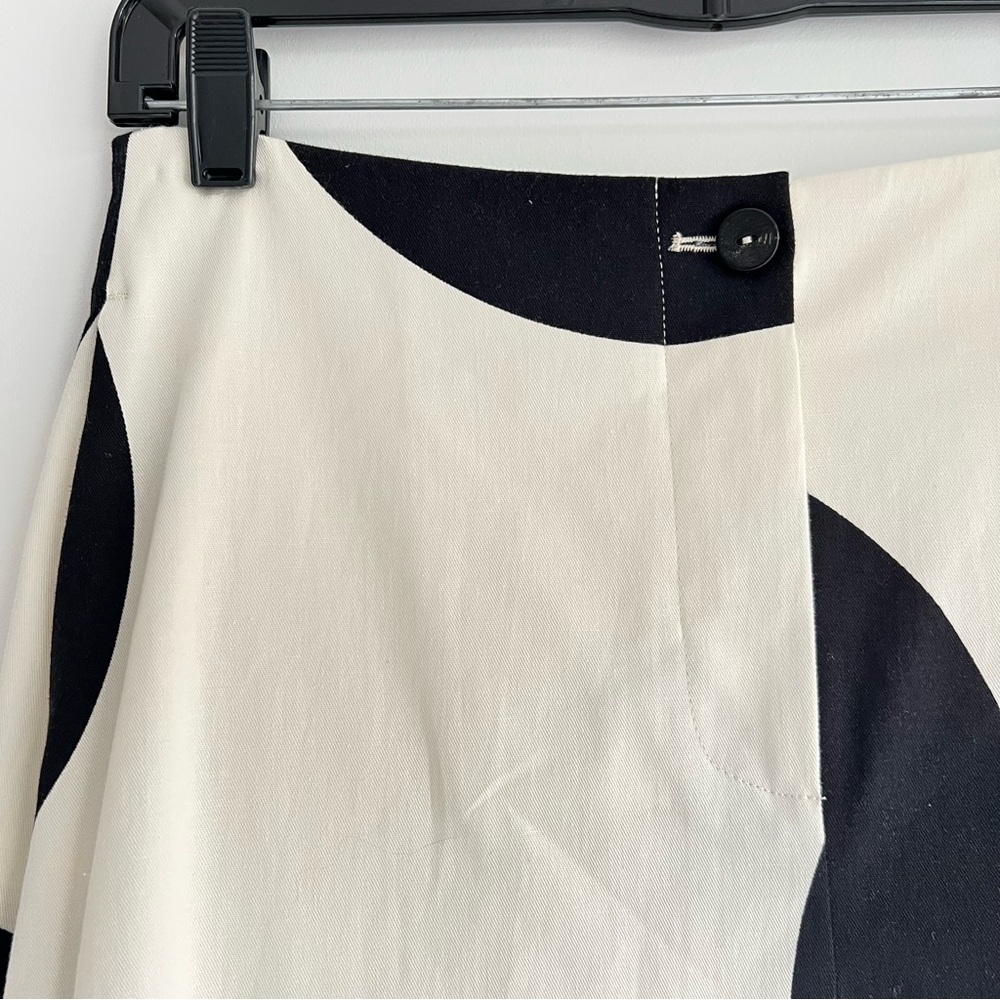 Zara Black and White Bold Dot Midi Skirt - Picture 2 of 9